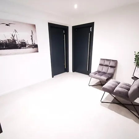 Hh 01 By Rockchair - Superhost Status - Modernes Mit Sonnigem Balkon & Premium Boxspringbetten In Winterhude - Geheimtipp * Hamborg