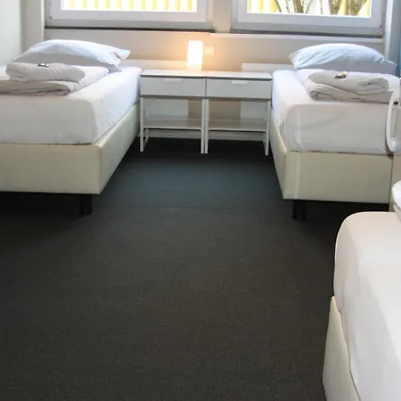 Ahoi-gaestehaus Pensión 2*