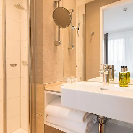 Ξενοδοχείο Western St. Raphael 4*