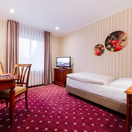 Hotel Alt Lohbrügger Hof 4*