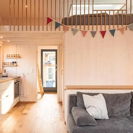 Botel Wohnlich, Hochwertig - Hausboot Petite Mit Kamin Hamburg