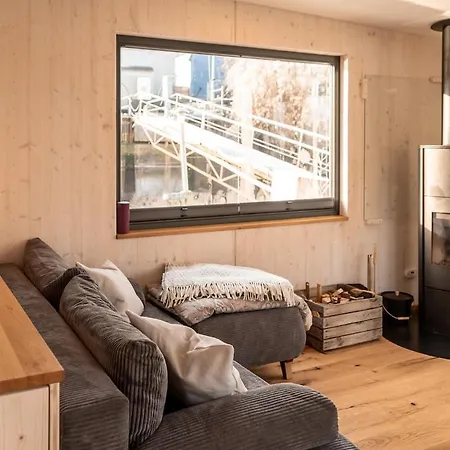 Wohnlich, Hochwertig - Hausboot Petite Mit Kamin * Hamburg