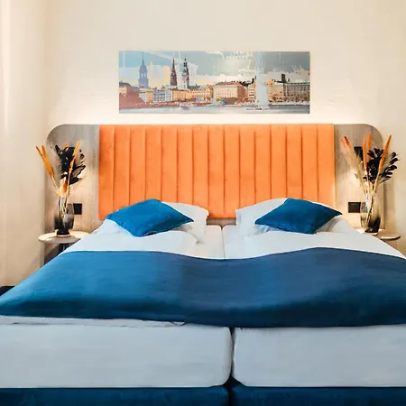 Centrum Commerz Am Bahnhof Altona Hotel 2*