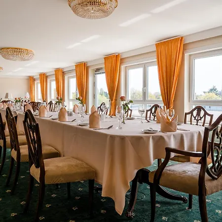 Newlivinghome Residenzhotel 4*