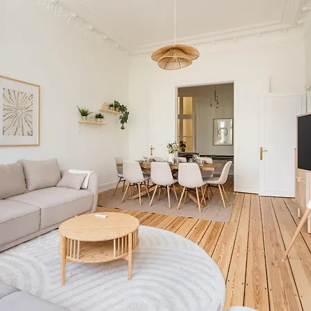 Auf 120qm Mit Billardtisch Fuer Bis Zu 9 Gaeste Lejlighed