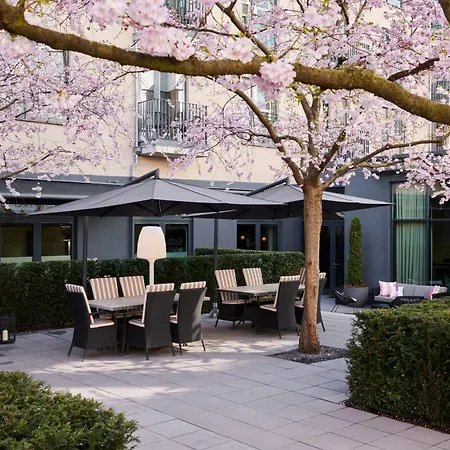 Hotel The George 4*