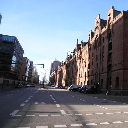 Апартаменты Modern Art Loft
