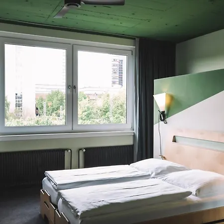 Hotel Superbude St Georg 2*