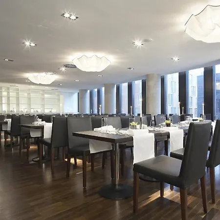 Hotel Empire Riverside 4*
