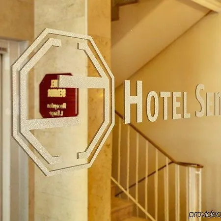فندق Senator 4*