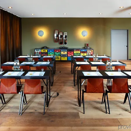 25hours Hafencity Hotel 4*