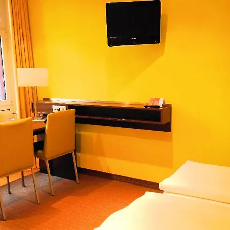Bridge Hotel Hamburg