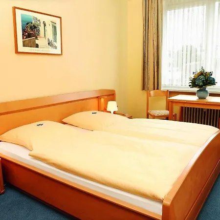 Pacific Hotell