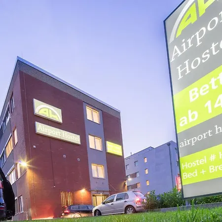 Hostel Airport