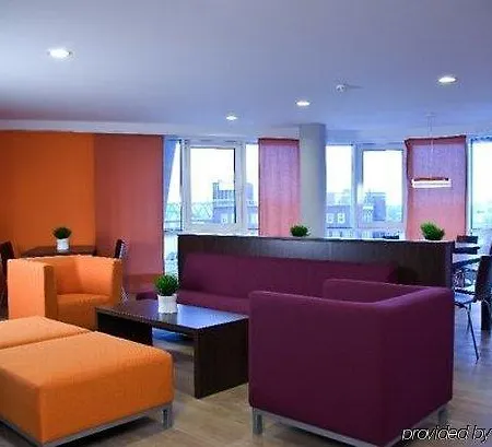Bridge Hotel