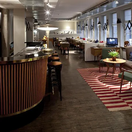 Henri Downtown Hotel 4*