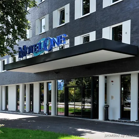 One Airport Hotel