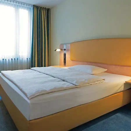Intercityhotel Hauptbahnhof 4* המבורג