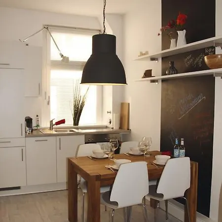 Apartment Ferienapartments Mitten Im Herzen Von Ottensen Hamburg