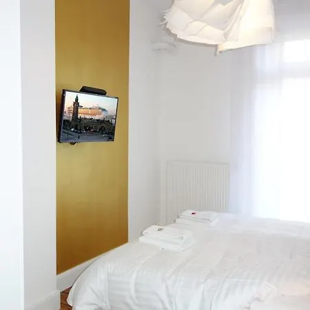 Daire Urban - Mitten Im Herzen Von Ottensen