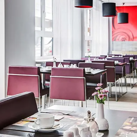 Intercityhotel Altona 3*