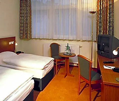 Arcadia Belmondo Hotel