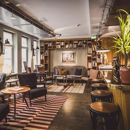 Henri Downtown Hotel 4*