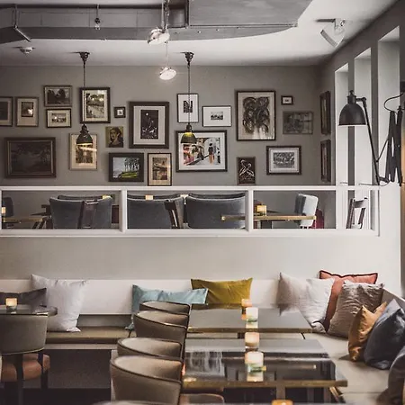 Henri Downtown 4* Amburgo