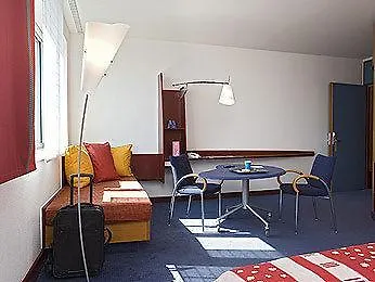 Novotel מלון 3*