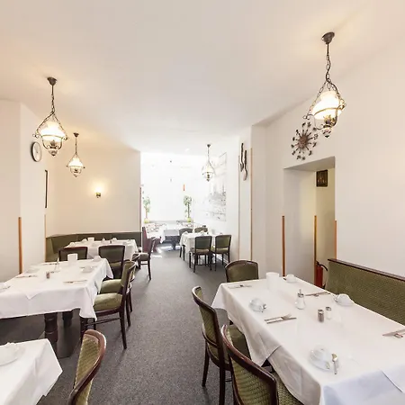 Signature Astoria 3*