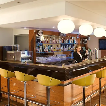 Hotel Nh Altona 4*