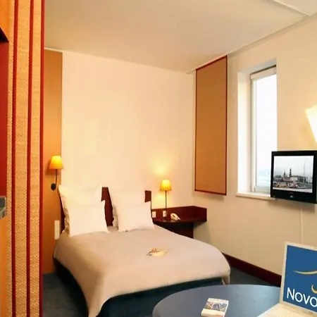 מלון Novotel 3*