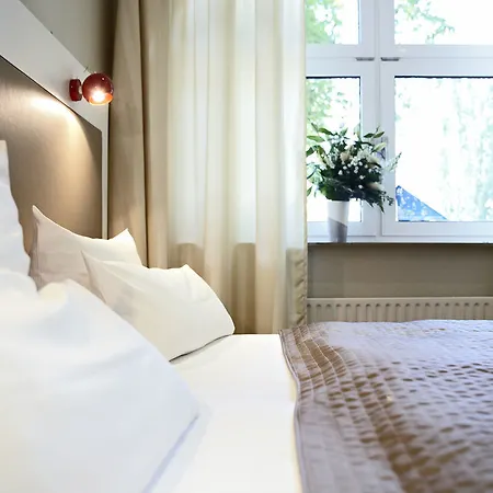 Hotel Domicil By Golden Tulip Hamburg