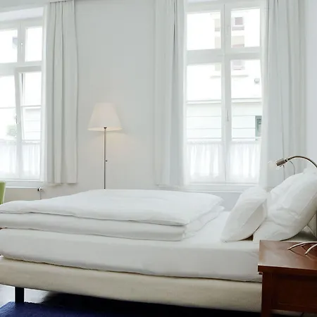 Wedina An Der Alster Hotel