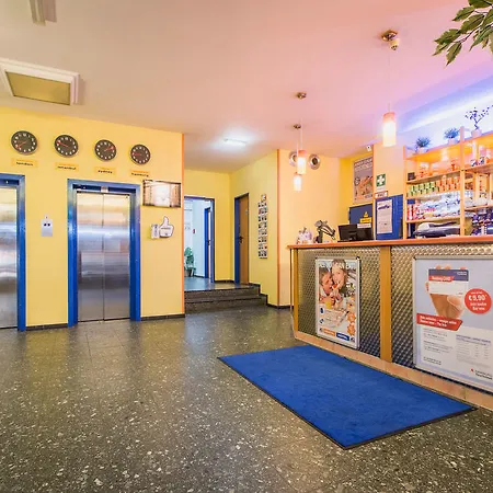 Hotel A&o Hammer Kirche Hamburg