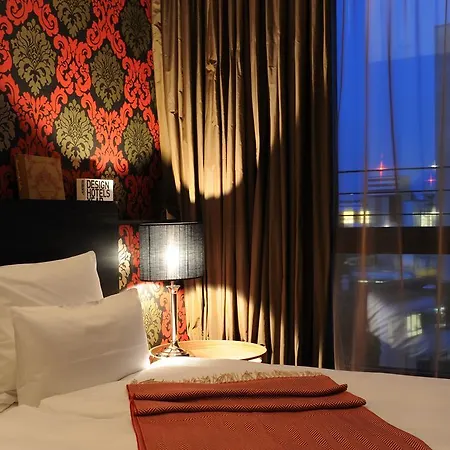 Hotel The George