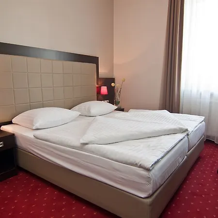 Szálloda Savoy Hamburg