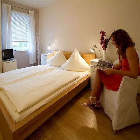 Hotel My Place 3*