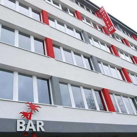Meininger Center Hotel 3*