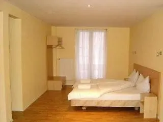 Szálloda Budapester Hof 2*