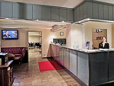 Plaza Moorfleet فندق 3*