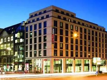 Intercityhotel Hauptbahnhof מלון 4*