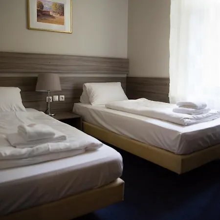 - Heefa Ohg 4* Hamburgo