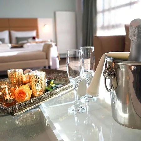 Hotel Class 3*