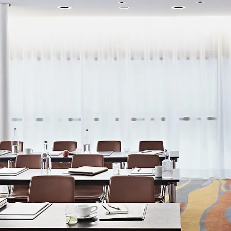 Hotel Side, Hamburg, A Member Of Design 5*