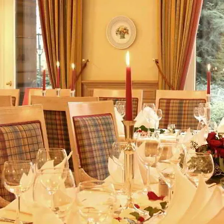 Alt Lohbrügger Hof Hotel 4*