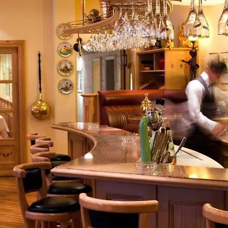 Hotel Alt Lohbrügger Hof 4*