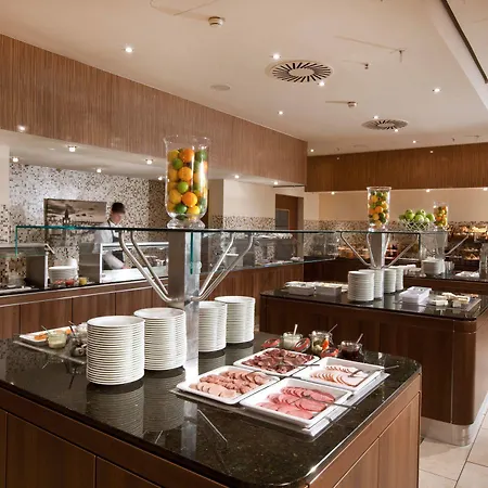 Lindner Am Michel, Part Of Jdv By Hyatt 4*