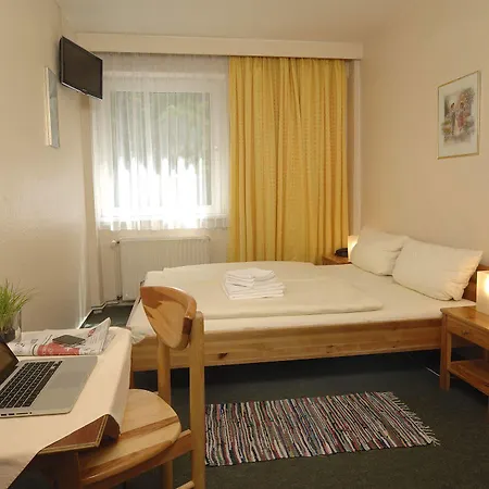 Auto-parkhotel 2*