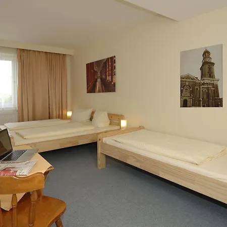 Auto-parkhotel Hotel